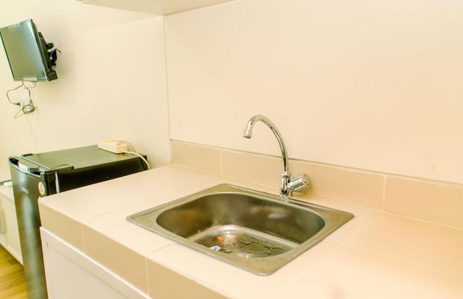 Warm And Cozy Studio Room Apartment At B Residence - Foto 5