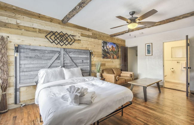 1BD Mnt View Suitehikingdogs Welcome! - Photo 1