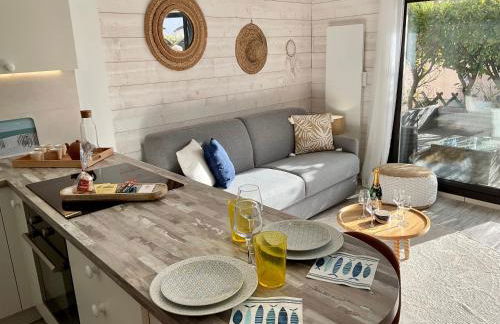 Le Nid Douillet, studio avec terrasse et parking à 400m des plages - Foto 4