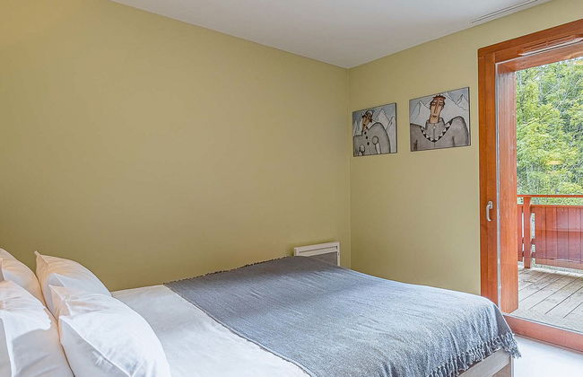 3 bedroom Apartment in Vaujany with swimming pool and terrace - Photo 8