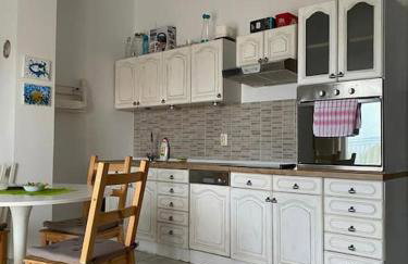 Apartman u iznimnoj blizini mora za miran odmor - Photo 8