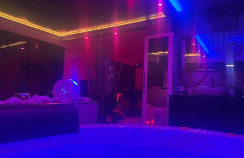 L'Aurore Love Room de prestige jacuzzi sauna piscine chauffée cuisine - Foto 33
