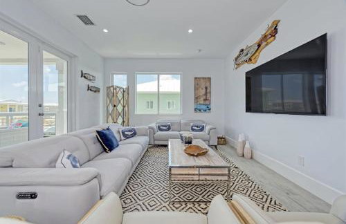 Casa Playa- Luxury Pool Home, 36' Dock - Foto 11