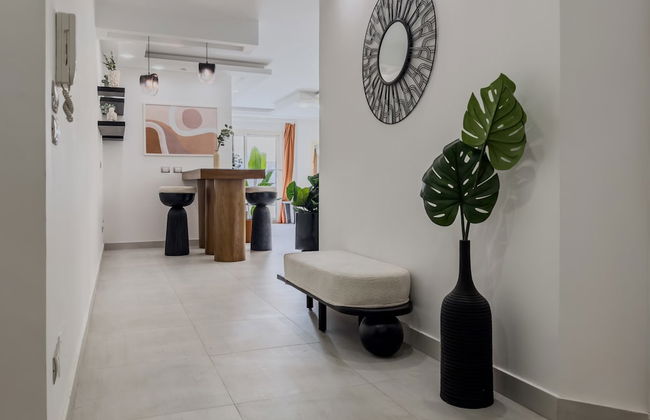 Xuru Stays I The 3bdr Avant-garde Residence 5 min to Airport - Foto 24