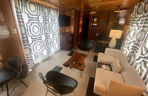 Unique Vintage Airstream Fully Restored in Texas - Foto 25