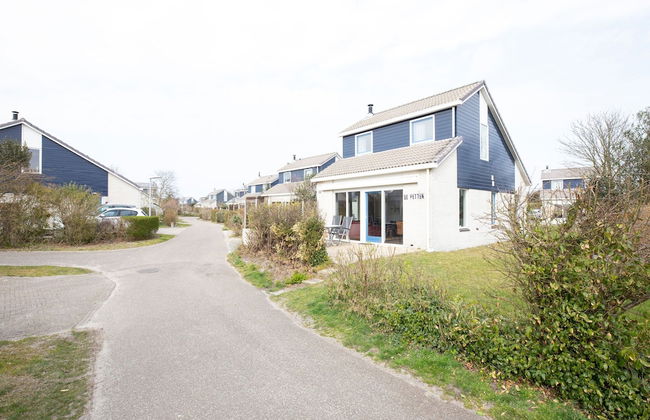 Holiday Home in De Koog Near Texel Beaches - Foto 23
