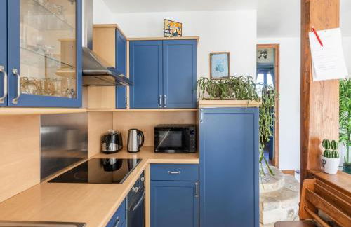 Charming Home with Orchard - Foto 11