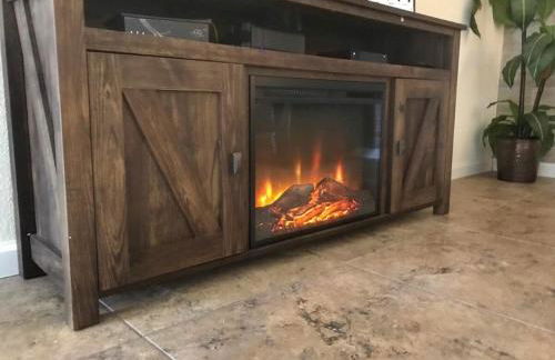 Luxury 5BR House with Pool by SeaWorld & Lackland - Foto 8