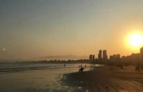 Lindo e aconchegante apto a 50m da praia - Foto 39