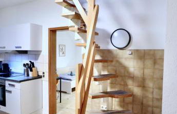 BEGE APARTMENTS DeskSide - Photo 10