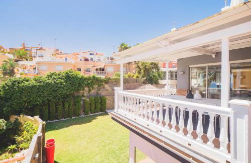 Cubo's Gibralfaro House Center - Photo 26