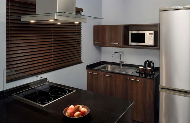 Movenpick Hotel Apartments Al Mamzar Dubai - Photo 11