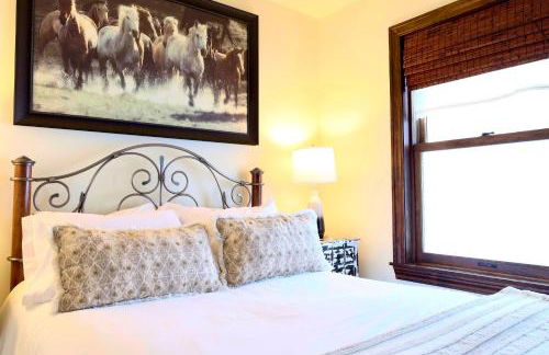 Above Mustang Condos - Foto 6