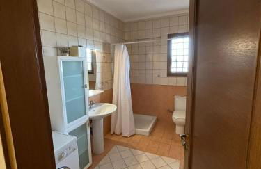 Lux apartment - one bedroom , living room , kitchen , bathroom - for 1 to 7 people, also for parties & gatherings up to 25 people, only 15 minutes from Thessaloniki city center and 8' minutes from Thessaloniki airport - Photo 21