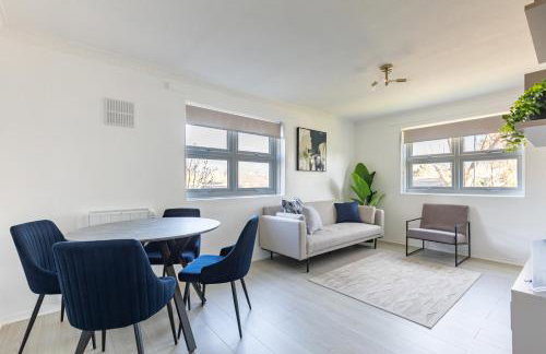 West London Apartment with easy access to Heathrow Airport & Twickenham Rugby Stadium - Foto 1