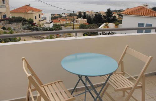 Christinas summer house with pool in Kefalas - Photo 11