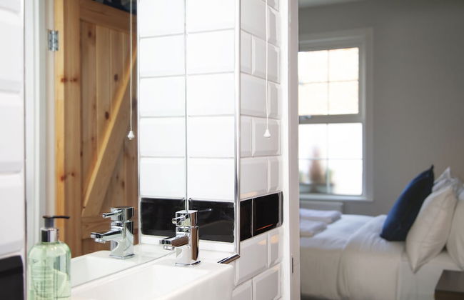 The Old Post Office - Bright & Modern 4bdr Townhouse With Private Garden - Foto 46