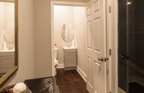 The Entertainment House Sleeps 8 Near Mall - Foto 44