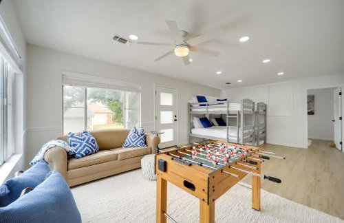 Lakefront Granite Shoals Escape with Dock! - Foto 21