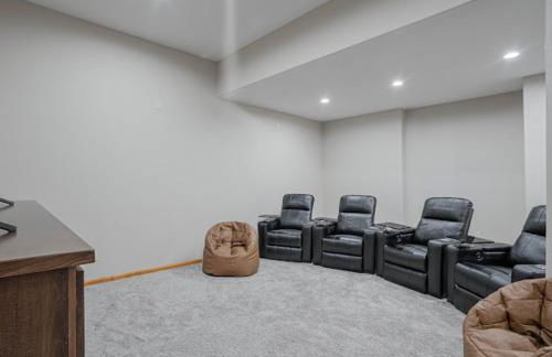 Amazing Vacation Home on the 56 MM, Dock, Water Toys, Fire Pit, 5 bedrooms/5 baths - Foto 27