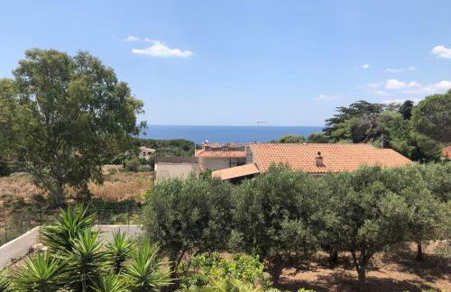 Villa con Giardino di 2000mq al Plemmirio - 400m dal Mare - Foto 16