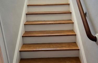 CRAFTSMAN UPSTAIRS with impressive attic! - Foto 77