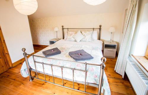 Beautiful 3 Bedroom Cottage - Picturesque Retreat - Foto 28