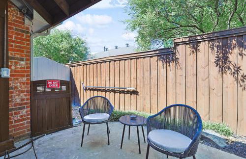 5BD 2BA w Backyard Oasis Pool Jacuzzi Firepit - Foto 33