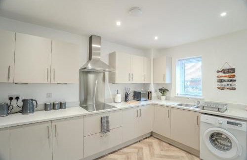 2 Bed Stylish Stay - By Holiday homes - Foto 20