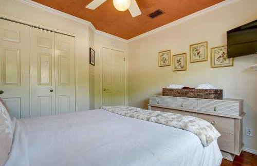 Spacious San Antonio Home with Patio and Grill! - Foto 24