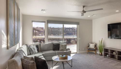 Poolside Plunge - Foto 5