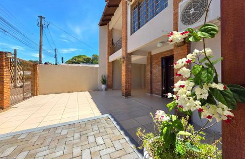 Casa com Piscina próximo Atrativos/ wifi/ garagem - Foto 31