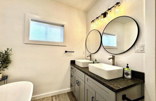 Cozy Cabin w Private Hot Tub and Fire Pit - Foto 18