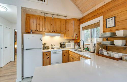 Woodsy Hideaway Near Olympic National Park! - Foto 8