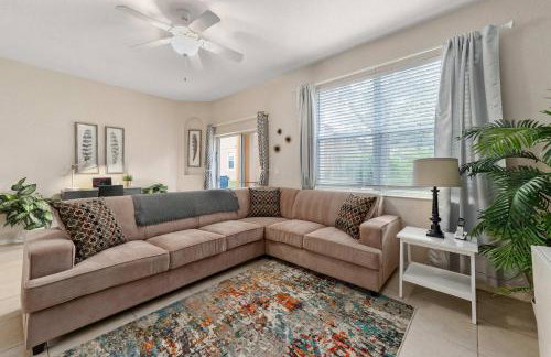 Fun Resort Lazy River & Arcade 15 Min to Disney - Foto 4