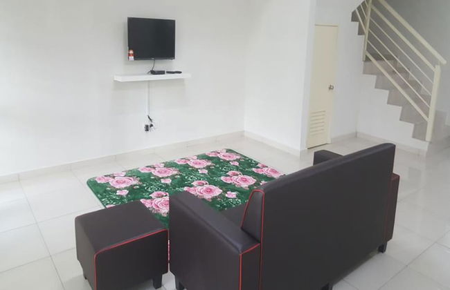 Homestay Ainizie Melaka - Photo 10