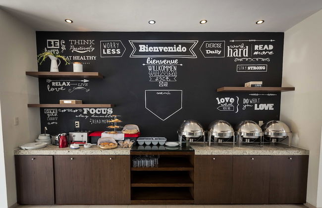 Redwood Villas Extended Stay Zona Industrial - Photo 47