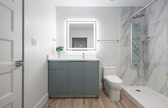 Upstay Brand New Contemporary Apartment Near Soco - Foto 13