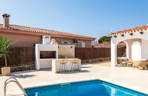 Villa Nuralux - Vistas Espectaculares, Piscina Privada y BBQ - Photo 4