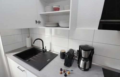 Design am Rhein I Traumlage Rheinufer I 3BR I Küche I öffentl Parkplätze I helloYOU apartments x BRIGHT Collection - Foto 28