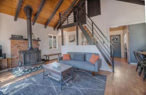 Forest Escape - Situated on the quiet side of the lake, nicely decorated contemporary cabin! - Foto 10