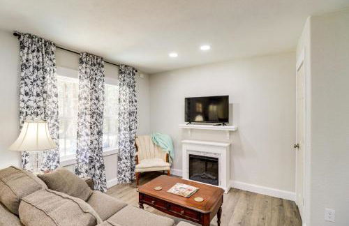 Dreamy Lead Hill Cottage with Fire Pit and Hammock! - Foto 7