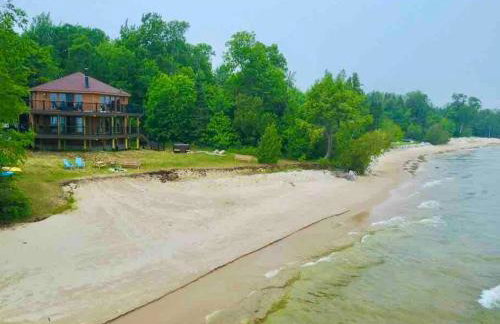 Lake Michigan Cabin w/Hot Tub & Stunning Views - Foto 12