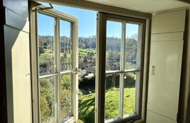 Charming Escape - Dog-Friendly Writer's Stone Cottage in the Stroud Valleys - Photo 43
