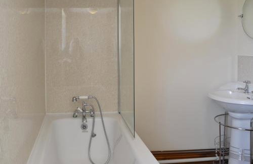 The Coach House - Photo 14