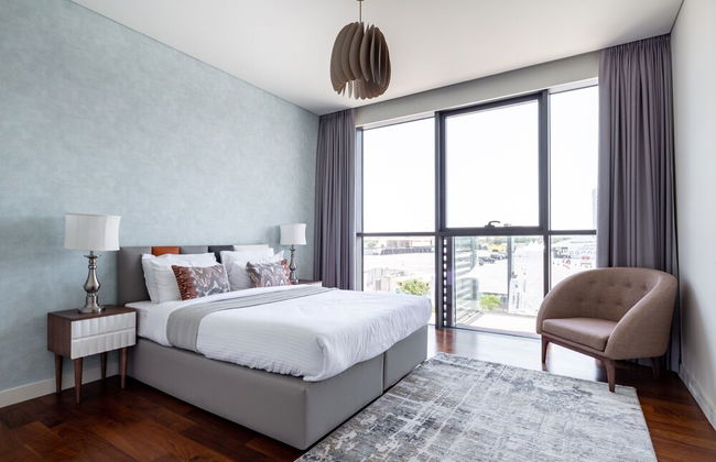 Upscale 3BR Apartment In Prime Location - City Walk - Photo 5