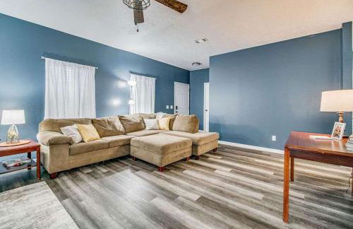 Private Patio & Close to Beach Coastal Cottage - Foto 6