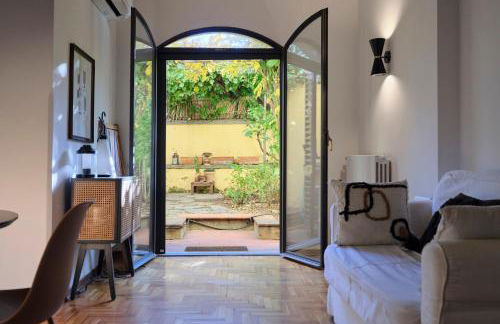 Enchanting Apartment with Patio, Lungarno Firenze - Foto 14