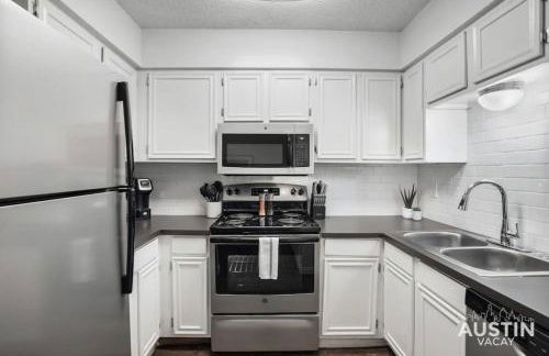 Walk to Everything - Fun Hyde Park Space King Bed - Foto 4