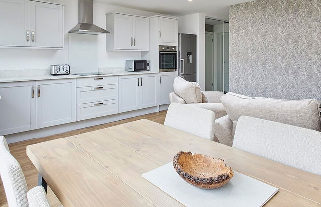 Host Stay Emilyn House - Photo 5